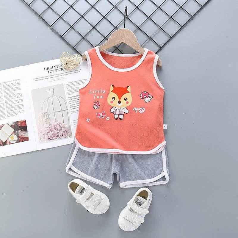 Pure cotton boys and girls suit with animal cartoon pattern, sleeveless top, and shorts.