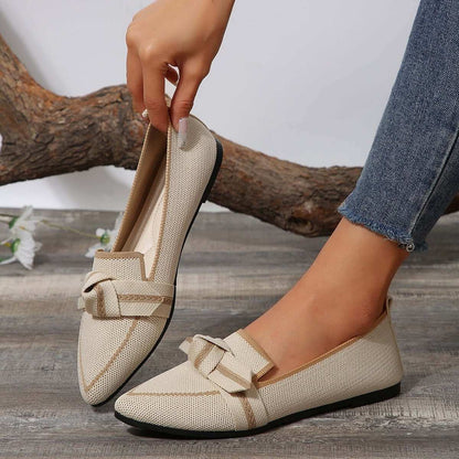 Bow Contrast Trim Point Toe Loafers with high-quality polyester and stylish design.