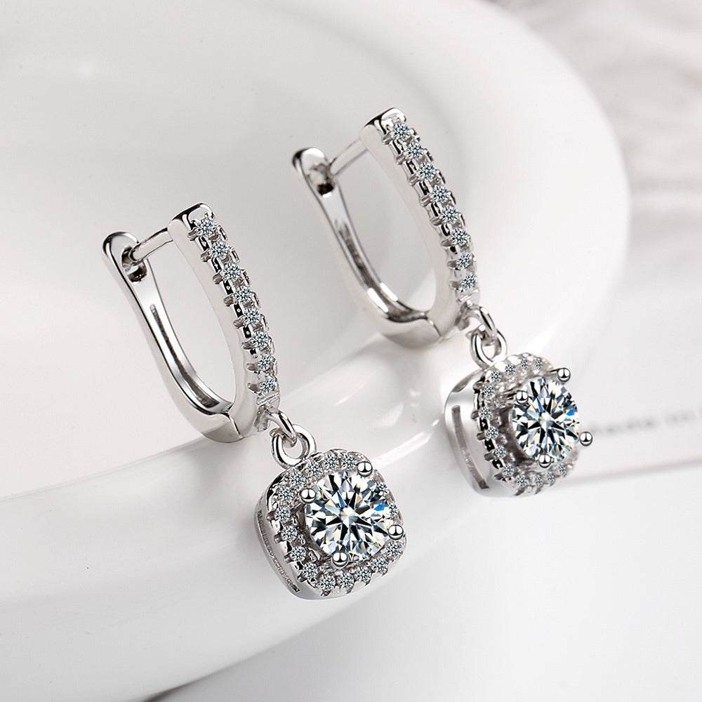 Ear Clip Women's Diamond Inlaid Short Hollow Zircon EarringsAdd a touch of elegance to your outfit with our Ear Clip Women's Diamond Inlaid Short Hollow Zircon Earrings. Each earring features a stunning diamond treatment procEaringsPlush Fashions ShopPlush Fashion Shop