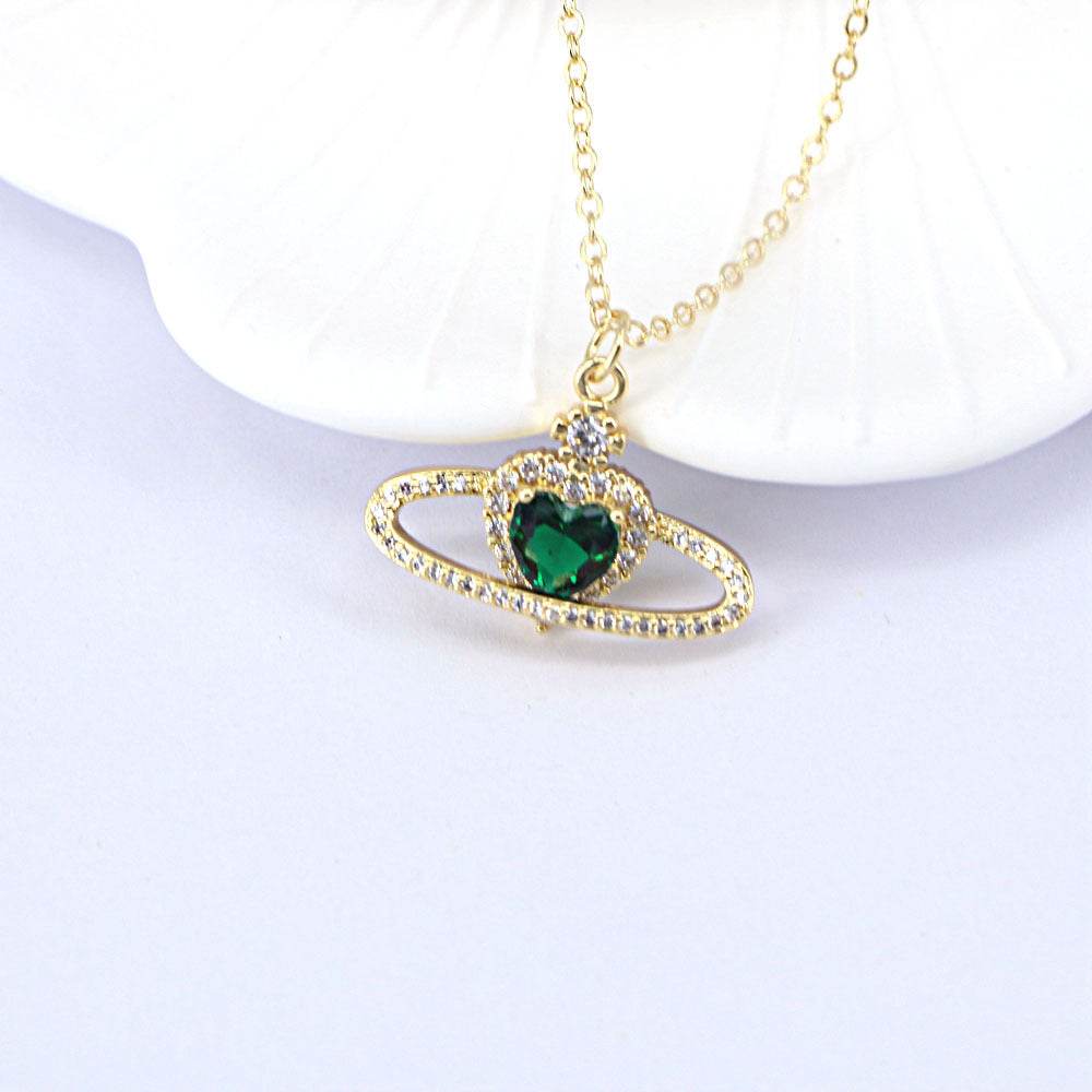 Ladies Fashion Personality Zircon Love Necklace with green heart pendant and gold chain.