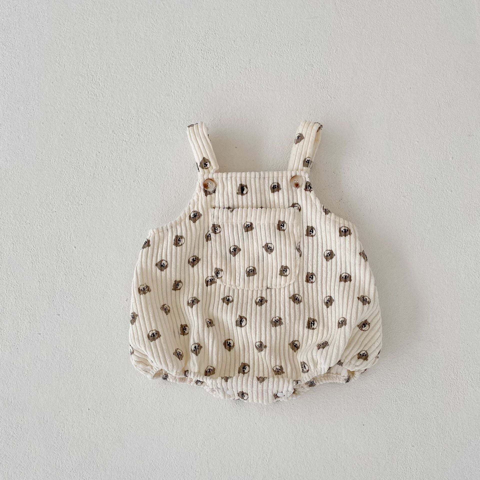 Boys And Girls Printed Shoulder Strap RomperIntroducing Our Boys And Girls Printed Shoulder Strap Romper
Wrap your little one in comfort and style with our Boys and Girls Printed Shoulder Strap Romper. Made frInfant setPlush Fashions ShopPlush Fashion ShopGirls Printed Shoulder Strap Romper