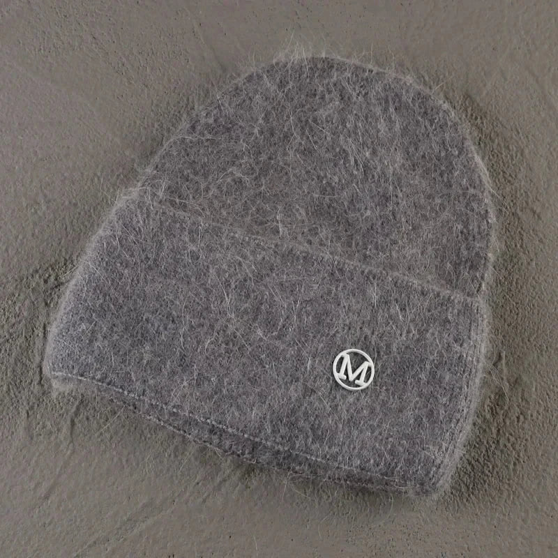 Women solid color fur knitted bonnet, warm ski beanie with M logo.