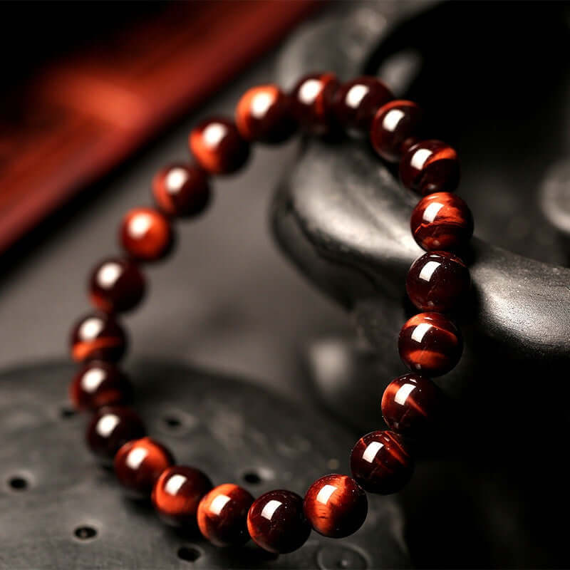 Vintage style 8mm red Tiger Eye bracelet with agate beads.