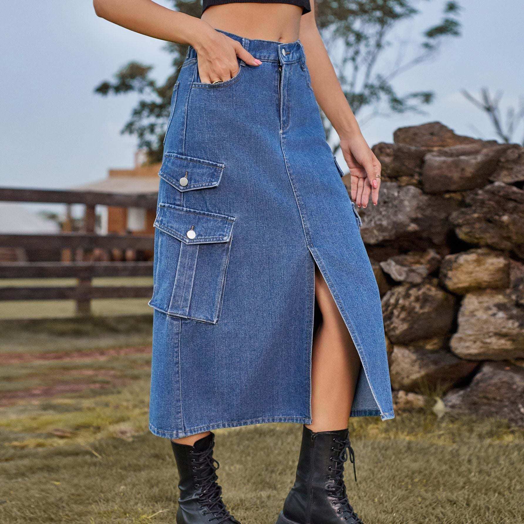 Denim cargo casual skirt with pockets, street style fashion.